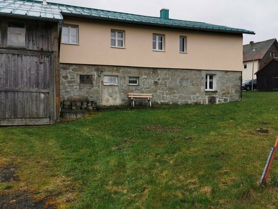 Einfamilienhaus mit Einliegerwohnung im Bayerischen Wald!