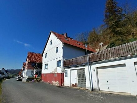 Gestalten Sie Ihr individuelles Wohnprojekt in idyllischer Lage! Baufälliges Wohnhaus im LK Kassel zu erwerben