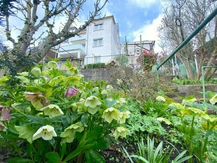 Der Garten erwacht in Sonnenberg