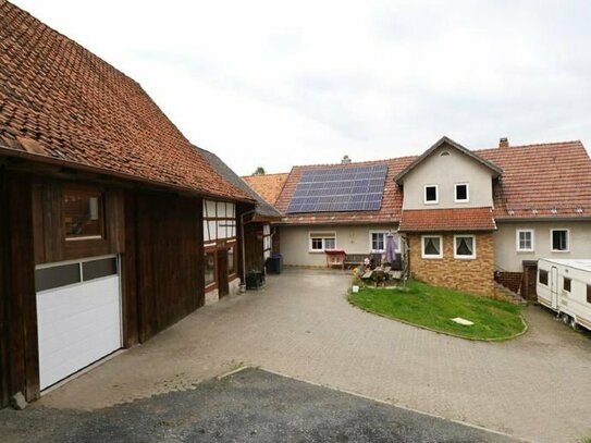 Ehemaliges Bauernhaus mit großem Garten und Scheune in Bad Rodach - OT Grattstadt