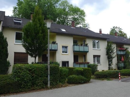 BN-Friesdorf. Vermietete 4-Zi.-Wohnung mit Balkon und Gartenanteil