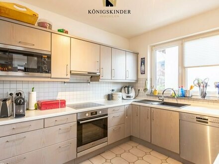 Preissenkung! Helle und großzügige 4-Zi.-Whg. mit Stellplatz, Balkon, Terrasse und Gartenanteil.