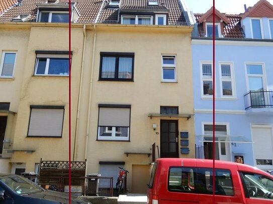 Findorff - Frielinger Str. - VERKAUFT ! -Dreiparteienhaus - 250m² Wohnfläche - aufgeteilt nach WEG -