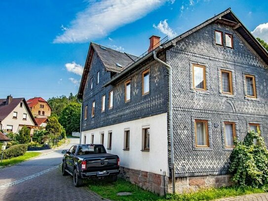 Einfamilienhaus mit großer Scheune und Möglichkeit auf Garten