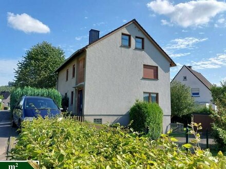 Effizientes Wohnhaus mit drei Wohneinheiten in schöner Umgebung