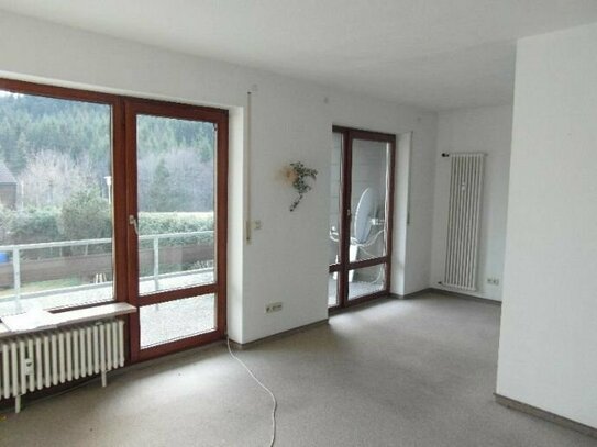 In Titisee,2xFerienapp.,grosses,helles 1,5+1-Zi-App.inTitisee-(N.)mit Süd-Balkon+2xStellplatz+sep.Küche