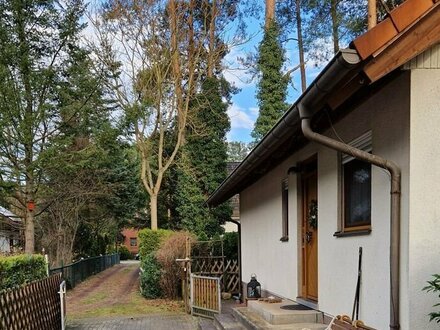 Einfamilienhaus auf großem und sonnigem Grundstück