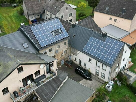 Haus mit drei Wohneinheiten - ihr Domizil in der Eifel