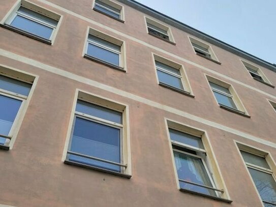 Voll vermietetes Mehrfamilienhaus mit acht kleinen Zweizimmerwohnungen in Schwerin-Lewenberg
