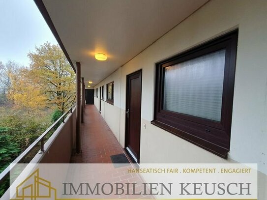 Schöne 2 Zimmerwohnung mit Balkon, zentrale Lage in HB-Osterholz