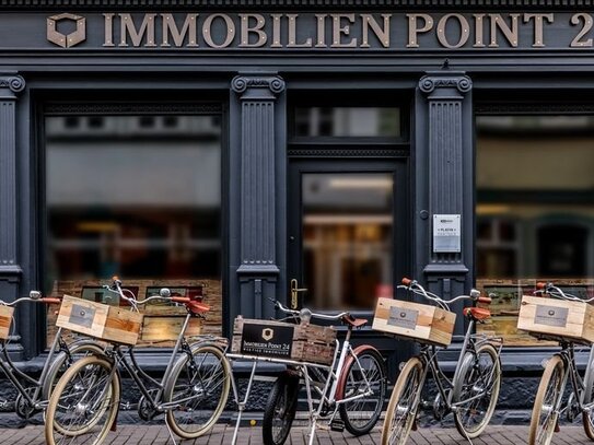 Ladenlokal mit Bürofläche möbliert in zentraler Lage zum Domplatz!