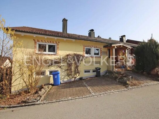 Reihenendhaus mit Bergblick