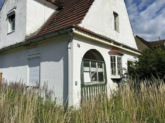 Stark Sanierungsbedürftiges Einfamilienhaus in Calau