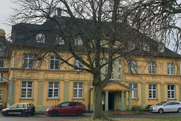 Beeindruckende Wohnungen in historischem Gebäude auf dem Bergwerksgelände in Waldalgesheim, Amalienhöhe