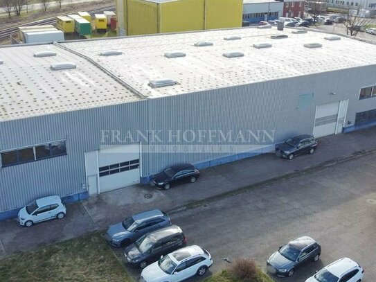 Über 1.600 m²! Lager-/Produktionsfläche mit Büro in Henstedt-Ulzburg