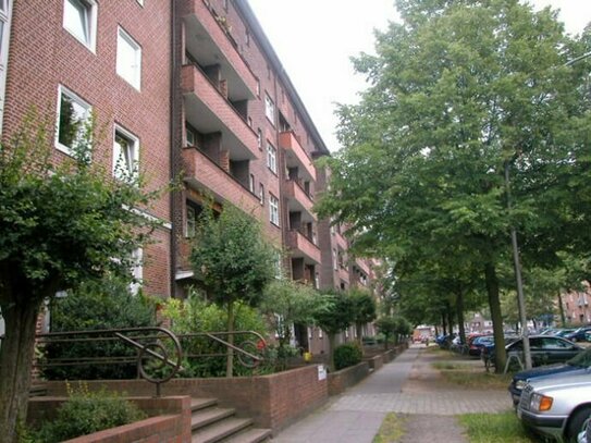 Wohnung nahe U-Burgstraße mit Balkon!