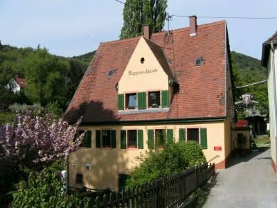 Idyllische Gaststätte mit Biergarten und Pächterwohnung