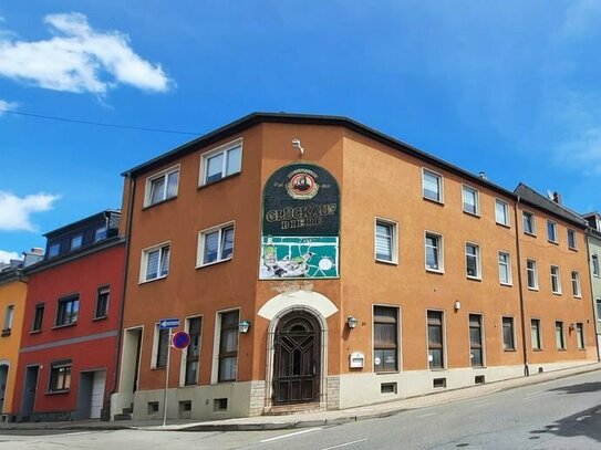 Im ZENTRUM von HOT - 3 Raum-Wohnung