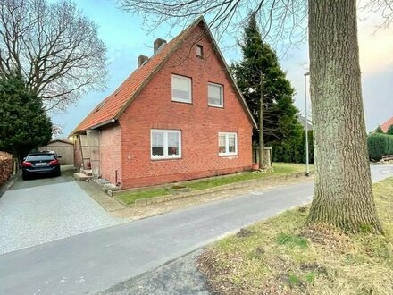 Süßes Einfamilienhaus sucht kleine Familie