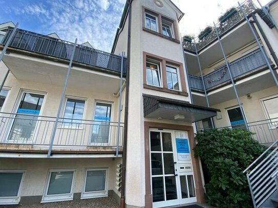 Lichtdurchflutete 2-ZKB City-Wohnung x großer Balkon - ideal für Singles und Paare