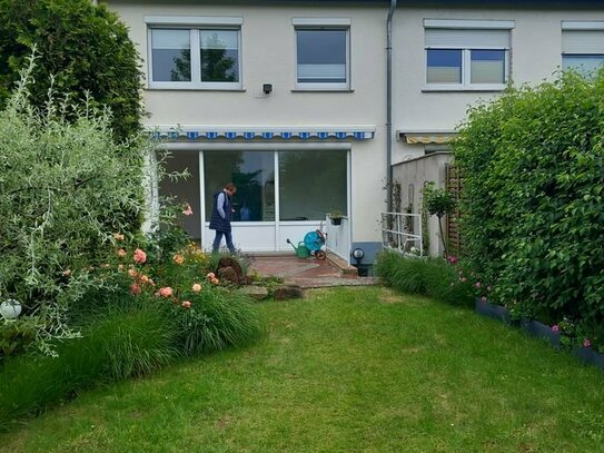 Einfamilien-Reihenhaus in Toplage von OS-Hellern !