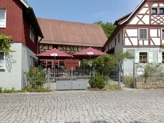 Hotel - Pension mit Biergarten auf 870 m², 8 Gästezimmer – 19 Betten, im Weiler Querbachshof bei Bad Neustadt an der Sa…