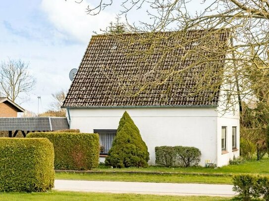 Charmantes Siedlungshäuschen in ländlicher Lage mit sonnigem Grundstück