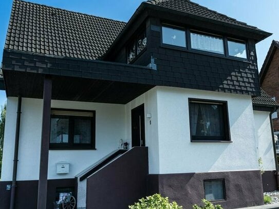 Großzügiges Einfamilienhaus mit Einliegerwohnung