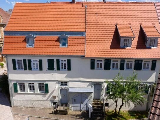 Altbau trifft Moderne! Erstbezug nach Sanierung, tolle Maisonettewohnung mitten in Langenbrettach!