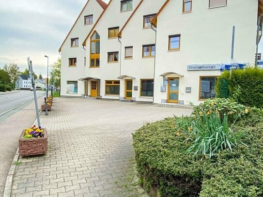 Vermietete Eigentumswohnung mit Balkon und Stellplatz in zentraler Lage von Oelsnitz nahe Stollberg