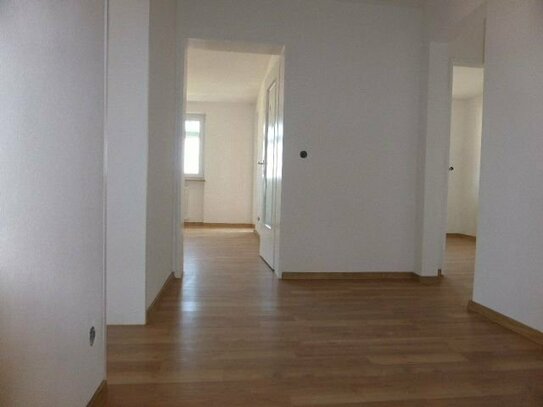 3 Zimmer, Küche, Bad, Balkon in Gunzenhausen