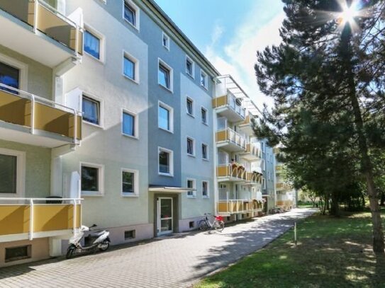 3-Raum-Familienwohnung mit Balkon in gepflegtem Objekt