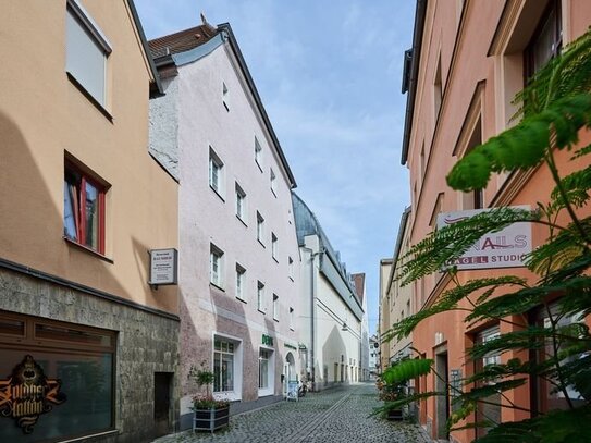 Toplage in Straubing: Attraktive Eigentumswohnung am Stadtplatz