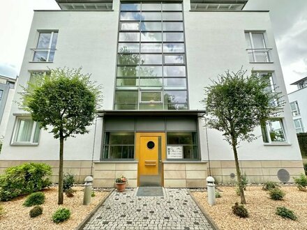 Vivre Mieux: Großzügige + ansprechende 4-Zimmer-Wohnung mit Terrasse & Garten in Bestlage