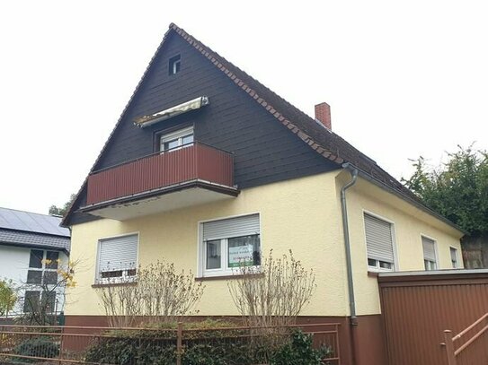 Zum Verkauf steht ein schönes Einfamilienhaus in Top-Lage