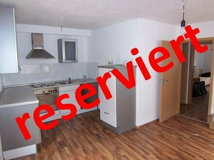 Marko Winter Immobilien - Mosbach: Schöne 2-Zimmer-Wohnung mit Terrasse in Neckarelz