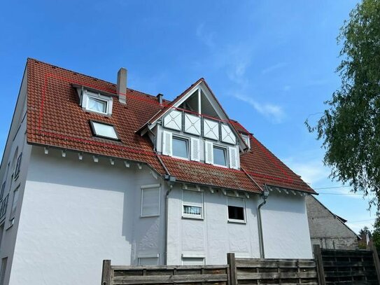 Attraktive Dachgeschosswohnung in zentraler Lage