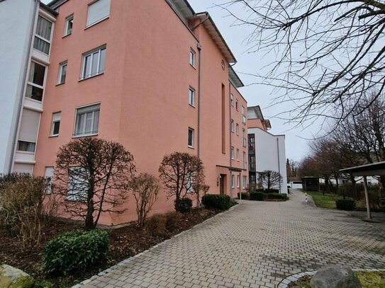 Tolle, gepflegte 2-Zimmer-Wohnung, Straubing Süd