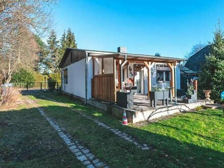 Heinze-Immobilien(IVD): Kleines Wohnhaus auf großem Grundstück in ruhiger Lage