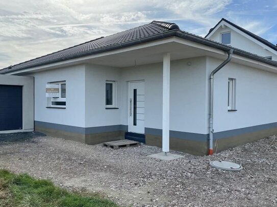 Traumhafter Terrassenbungalow im Erstbezug - Ihr barrierefreies Wohnerlebnis!