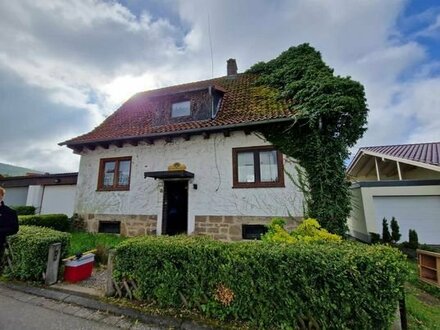 Sanierungsbedürftiges Einfamilienhaus in Wiershausen