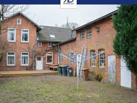 Traumhaftes Zweifamilienhaus in Hohenwestedt