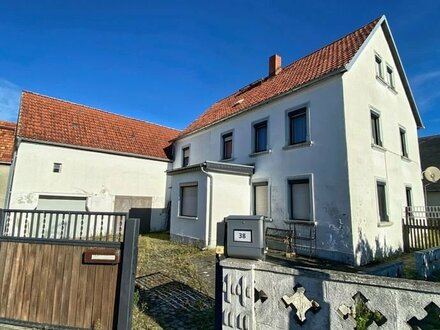 Einfamilienhaus mit Stallgebäude und Garage bei Belgern