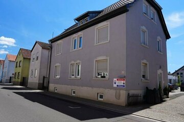 Mehrfamilienhaus mit Bauplatz und sofortigen Mieteinahmen