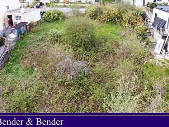 Unverbaubares, idyllisches Grundstück mit schönem Fernblick, voll erschlossen