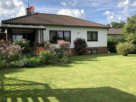 Gepflegter Winkelbungalow mit tollem Grundstück in Hofgeismar