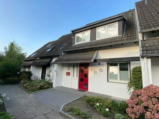 Achim! beste Lage: großzügiges Reihenmittelhaus mit Garten und Garage + Ausbaupotential...