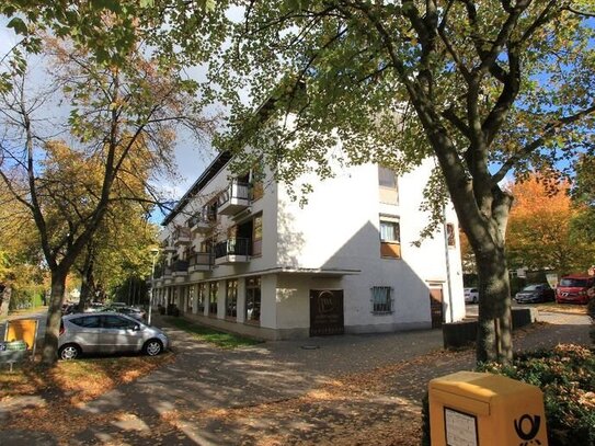 2-Zimmerwohnung mit Balkon, Tiefgarage und Blick auf den Ostorfer See zu vermieten.