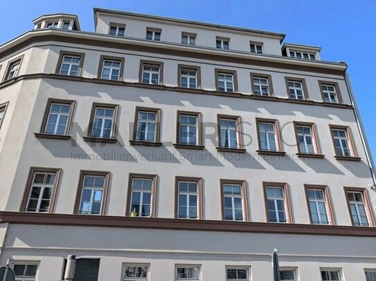 Helle Eleganz: Moderne Wohnung, geschickte Raumaufteilung, großer Balkon - Zentral und nahe am Zoo!