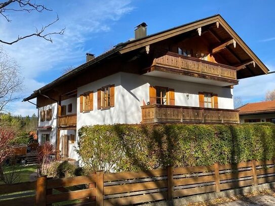 Mehrfamilienhaus im bayerischen Landhausstil mit 5 Eigentumswohnungen in Rottach-Egern